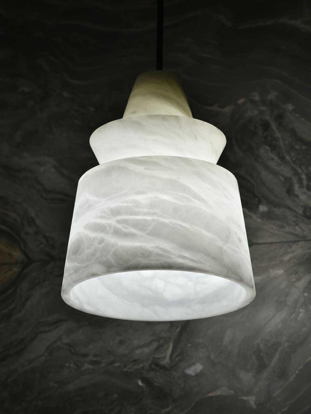Curineth Minimalist Alabaster Pendant Light - Neutralighting