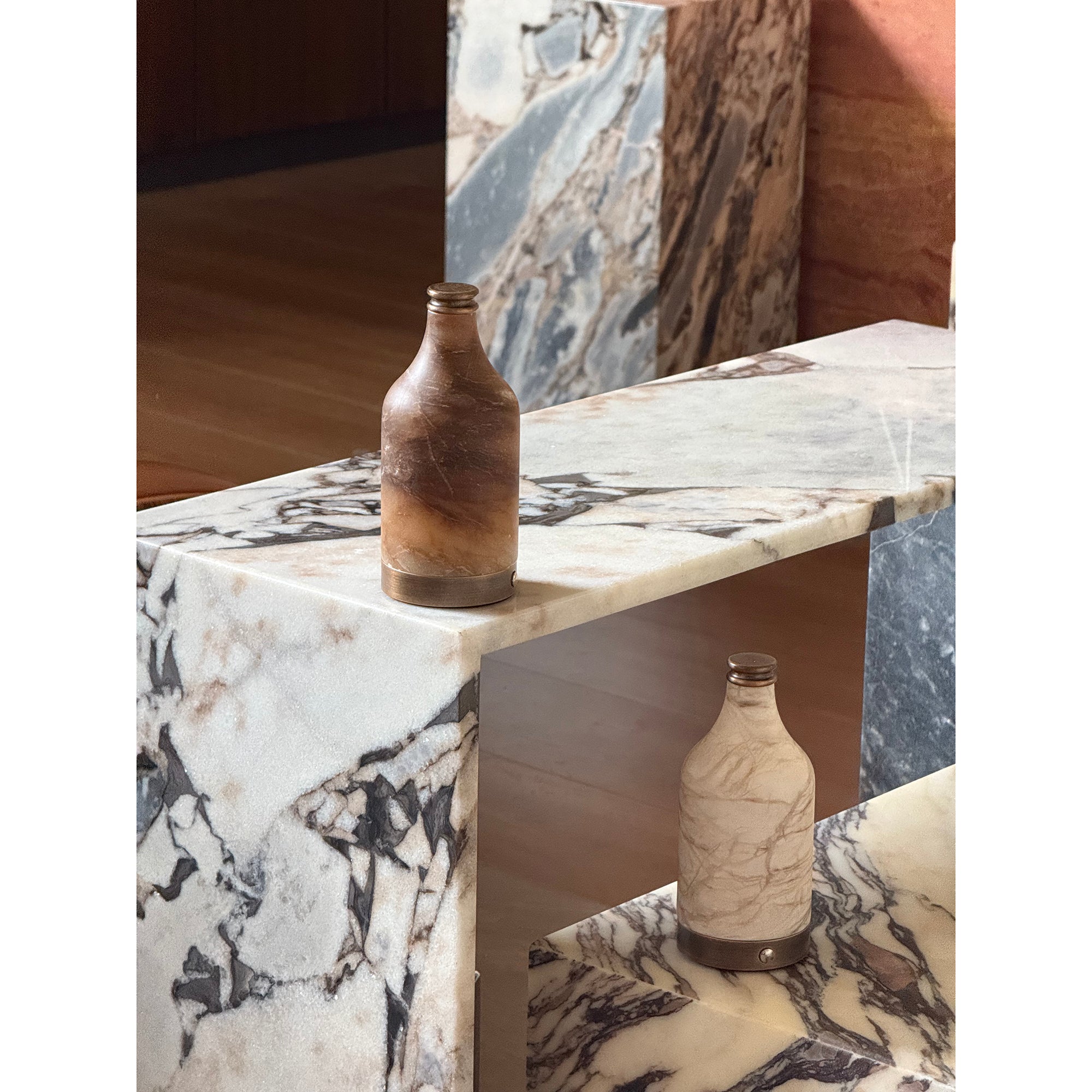 Wine Bottle Alabaster Table Lamp (Built-in Battery) - Letslighting