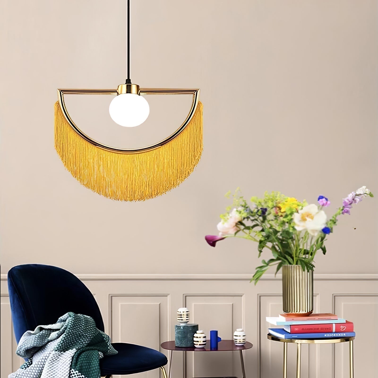 Solara Pendelleuchte Stoff Fransen Globus Retro Boho-Letslighting