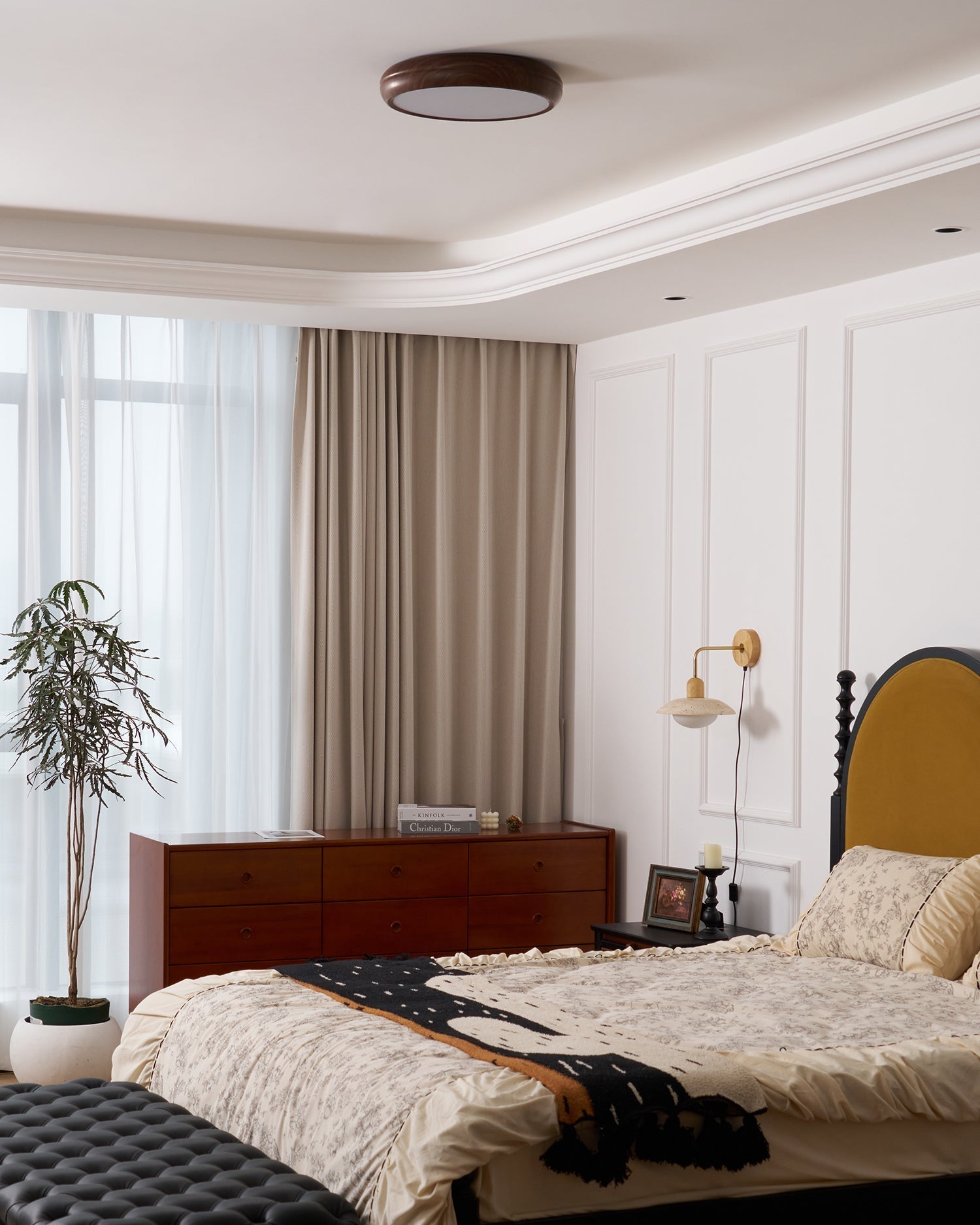 Wood Grain Round Ceiling Lamp - Blowlighting