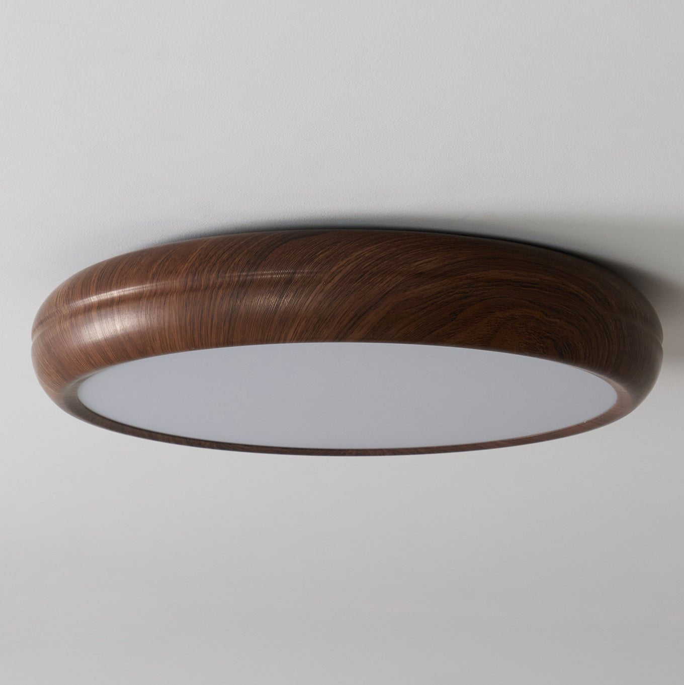 Wood Grain Round Ceiling Lamp - Blowlighting