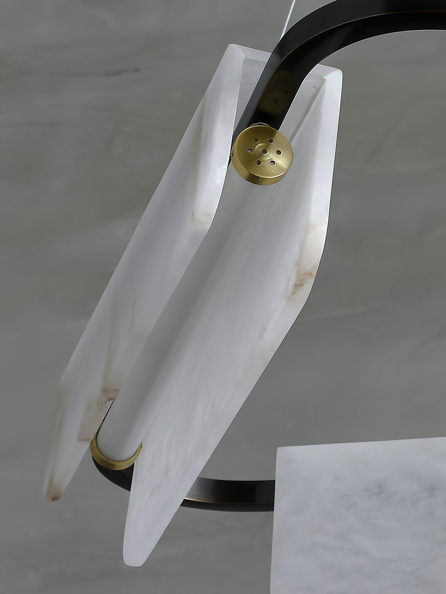 Syphaen Postmodern Luxury Metal Alabaster Chandelier - Letslighting