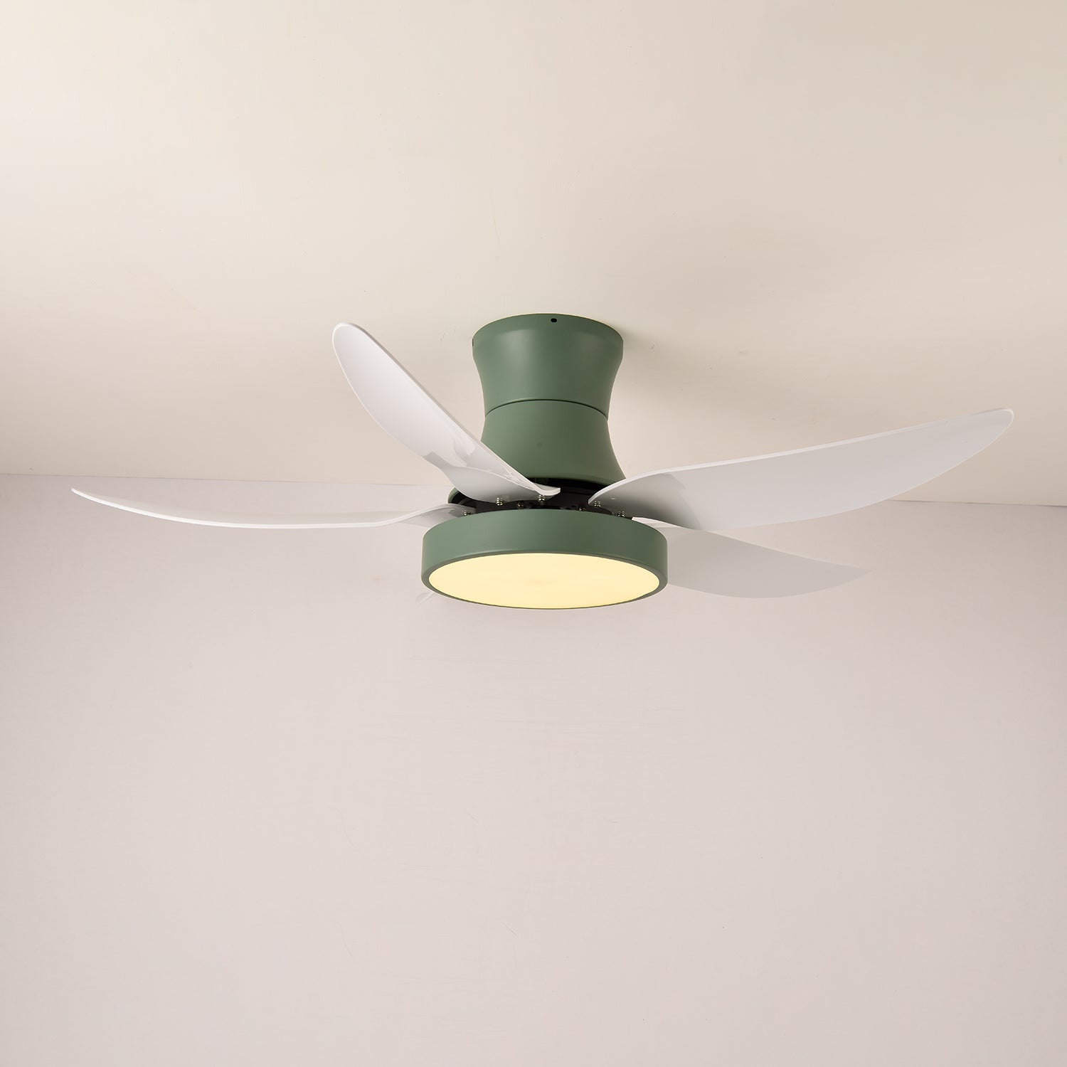 Detail des Metallrahmens der Jada Deckenventilatorleuchte, Schwarz