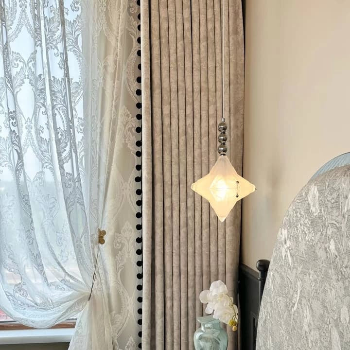 Art Deco Astris Elara Stern Pendelleuchte, Detailansicht