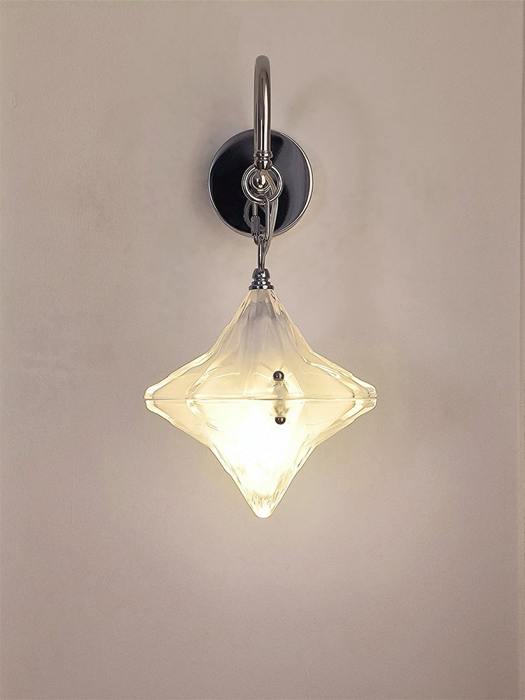 Wandleuchte in einem minimalistischen Ambiente