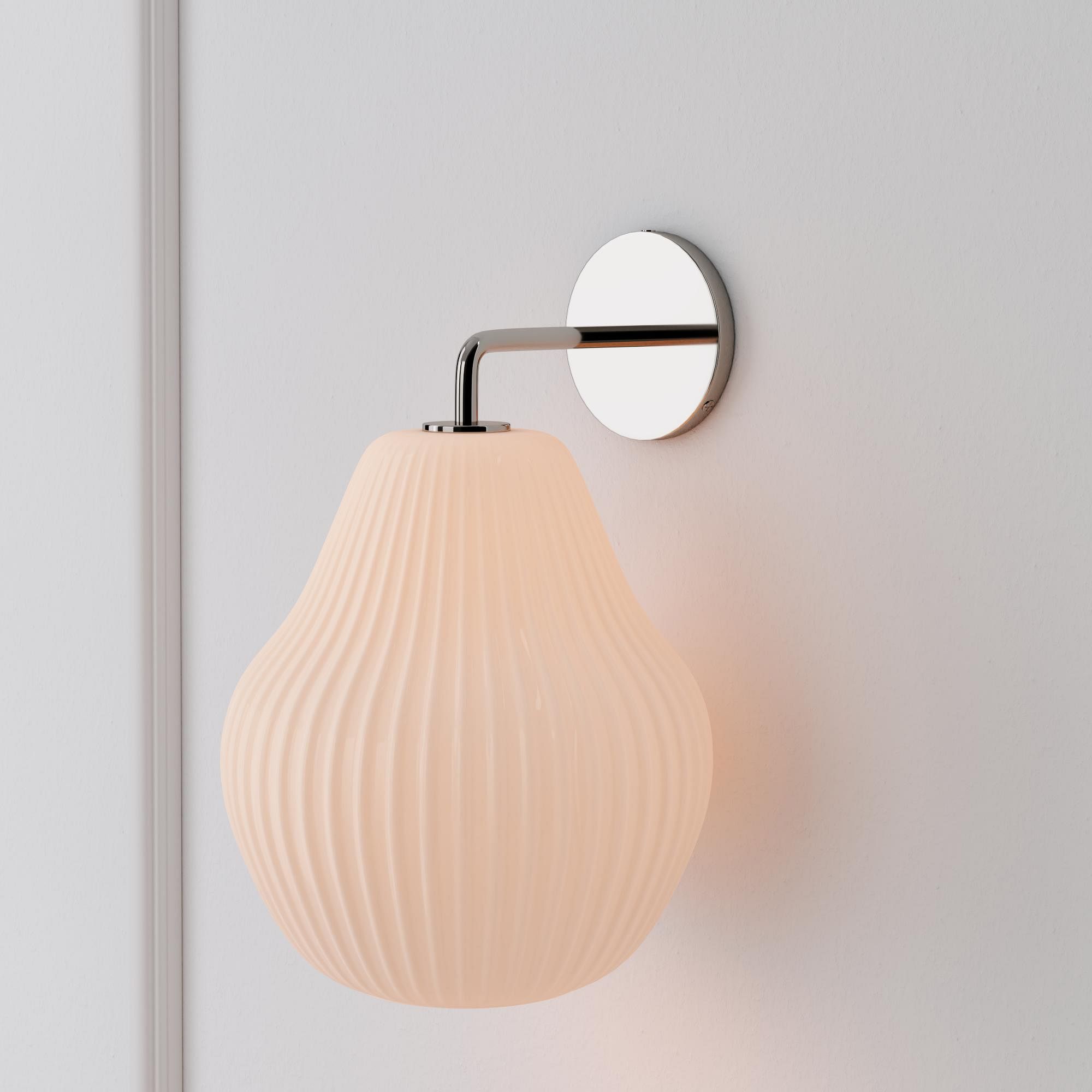 Wandlampe in minimalistischer Einrichtung