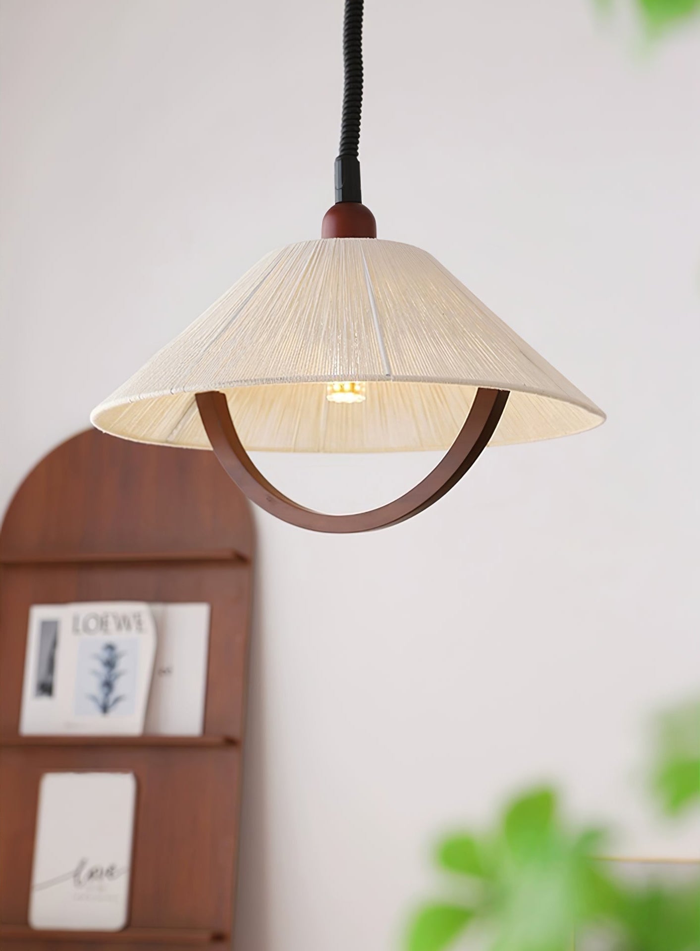 Eleanor Minimalistische Pendelleuchte aus Holz und Stoff-Letslighting