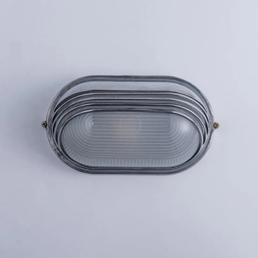 Wyre Geometrische moderne Wandleuchte aus Metall und Glas
