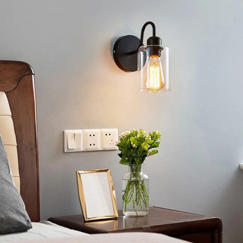 Silva Vintage Klassische Form LED Wandleuchte Innen Schwarz Schlafzimmer/Flur Metall&Glas