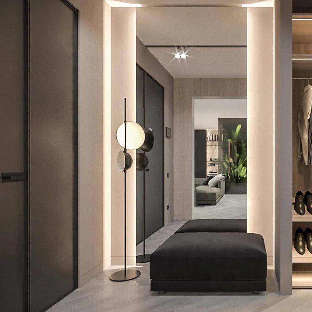 Mira Stehleuchte, 2 Farben, Metall